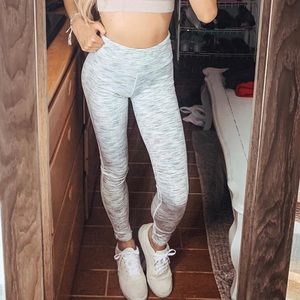 White and grey queenie ke leggings